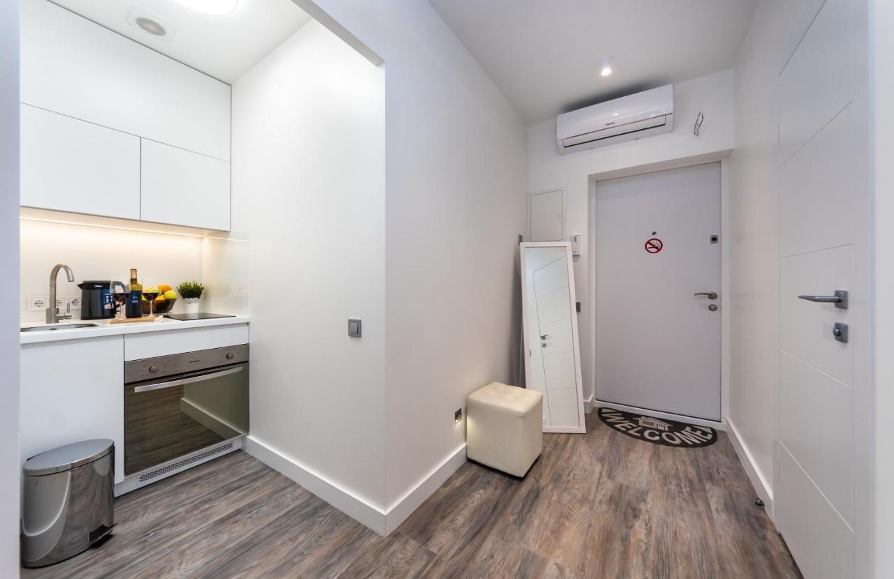 Victory-29 Luxury Apartment Center Kyiv Exterior photo